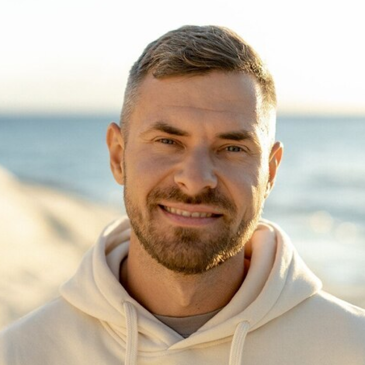 Artem Fedotov